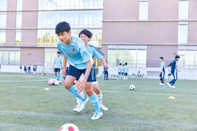 サッカー部の部活の様子
